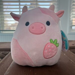 Squishmallows Reshma The Pink Strawberry Cow 8 inch Plush Hot topic
